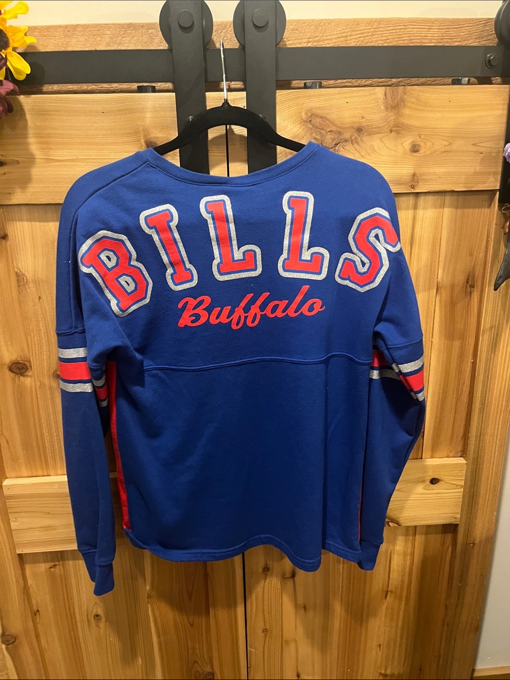 NFL Kids Blue and Red Buffalo Bills Colorblock V-Neck Sweatshirt - Picture 5 of 7